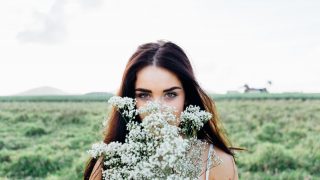 ホームページで使う画像は横長で！テキストの前後の文章が読めず画像だけで画面が埋まってしまいます